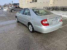 2004 Toyota Camry LE - Photo 4