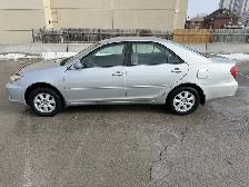 2004 Toyota Camry LE - Photo 5