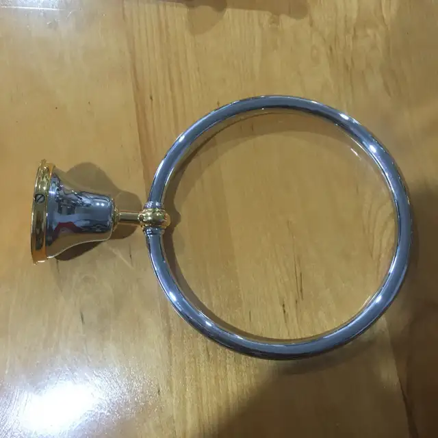 Ensemble d’accessoires salle de bain et lampes - NEUF - Photo 3