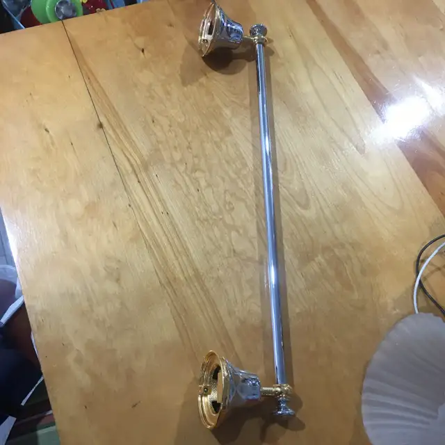 Ensemble d’accessoires salle de bain et lampes - NEUF - Photo 7