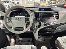 2014 TOYOTA Sienna LE AWD/NO ACCIDENT/7 PLACES/CAMERA/AC/MAGS/DV - Photo 12