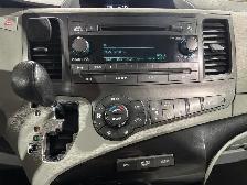 2014 TOYOTA Sienna LE AWD/NO ACCIDENT/7 PLACES/CAMERA/AC/MAGS/DV - Photo 16