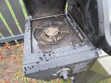 Master Forge 4 burner BBQ / Grill - All burners work good. - Photo 6