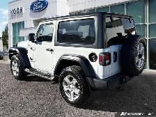 2021 Jeep Wrangler Sport S - Photo 4