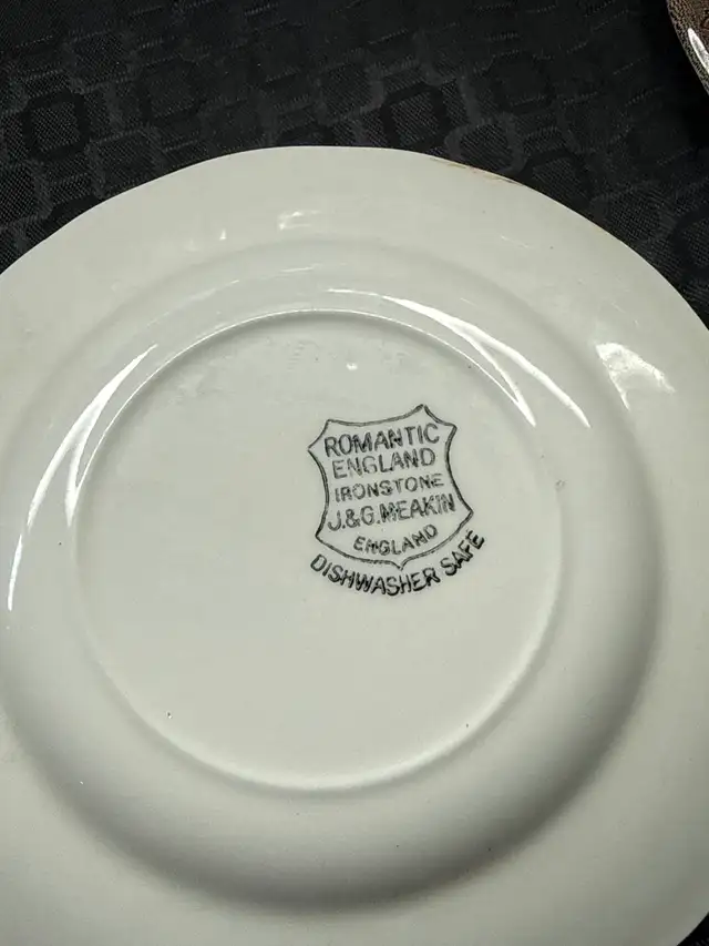 Romantic England dishes - Photo 3