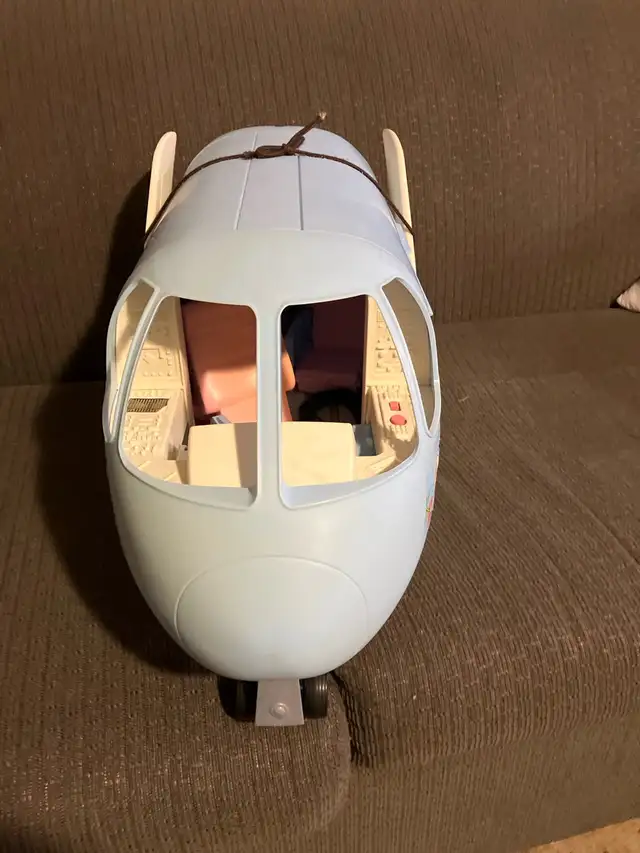 Vintage Barbie Airplane - Photo 2