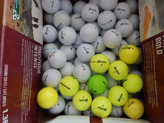 100 VERY NICE RECYCLED SRIXON GOLF Balls. - Photo 2