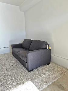 FREE DELIVERY BenchCraft 2 Seater Pullout Sofabed/Loveseat Sofa - Photo 3