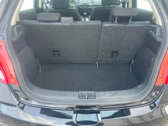 Mazda 2. 2011 - Photo 3