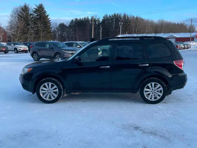 2011 Subaru Forester 2.5X Premium (One Owner)