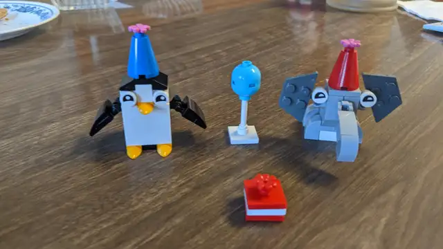 4 Lego Kits - Photo 6