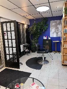 salon chair for rent downtown Edmonton