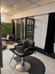 salon chair for rent downtown Edmonton - Photo 7