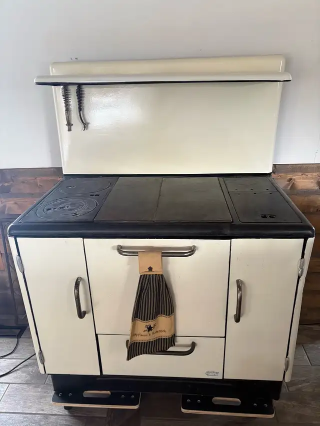 free antique wood stove