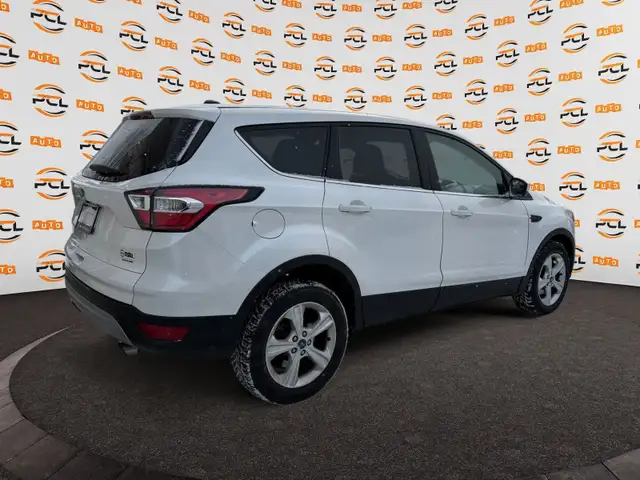 2017 Ford Escape - Photo 7