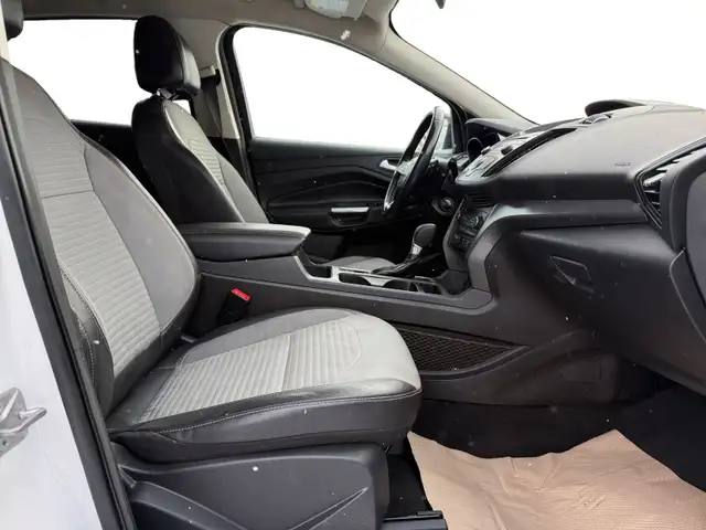 2017 Ford Escape - Photo 13