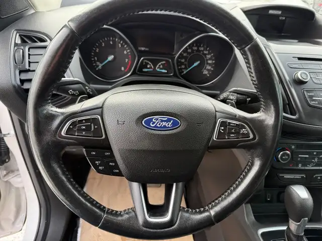 2017 Ford Escape - Photo 16