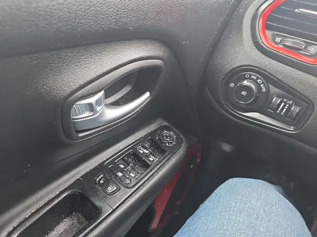 2017 Jeep Renegade ACTIVE Low Km 4WD H.seat Nav 1yr warranty - Photo 21