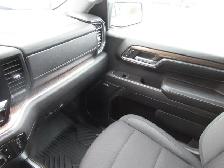 2024 Chevrolet Silverado 1500 RST 4x4 | 5.3L | BOSE | Heated Sea - Photo 26