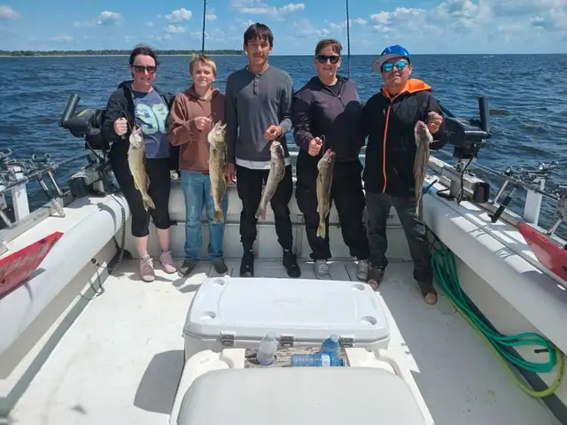LAKE ERIE FISHING CHARTERS ERIEAU - Photo 5