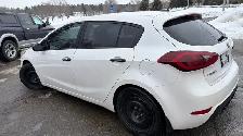 2015 Kia Forte 5-Door SX - Photo 6