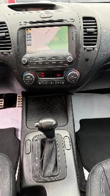 2015 Kia Forte 5-Door SX - Photo 13