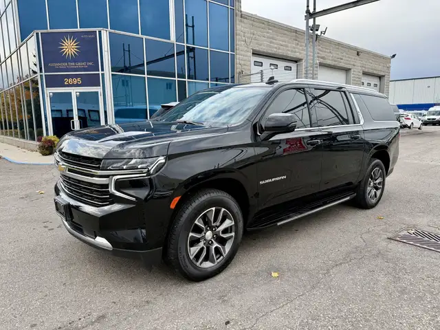 2022 Chevrolet Suburban LT - DURAMAX DIESEL!