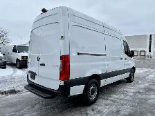 2021 Mercedes-Benz Sprinter Van 144WB - LEATHER - ONLY 83K! - Photo 12