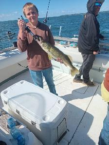 LAKE ERIE WALLEYE CHARTERS - Photo 4