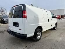2015 GMC Savana Cargo Van 2500 - Photo 10