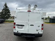 2016 Nissan NV 2500HD Cargo - Photo 2