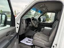 2016 Nissan NV 2500HD Cargo - Photo 10