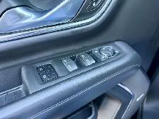 2022 Chevrolet Suburban LT - DURAMAX DIESEL! - Photo 8