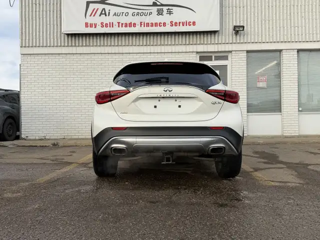 2018 Infiniti QX30 | Clean Carfax | All Wheel Drive | - Photo 7