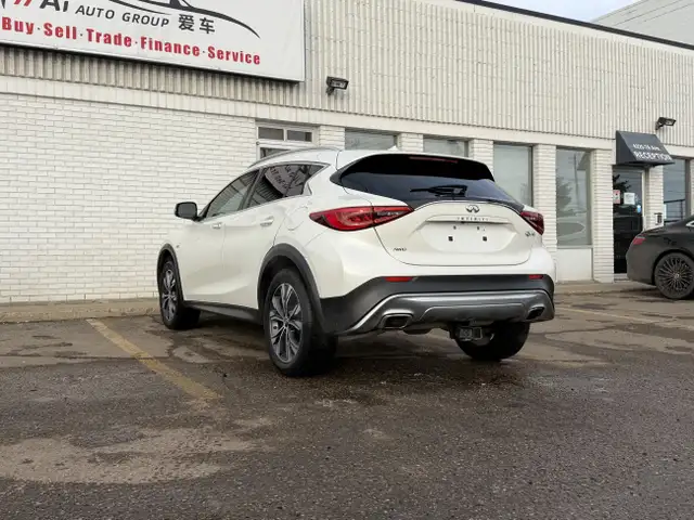 2018 Infiniti QX30 | Clean Carfax | All Wheel Drive | - Photo 8