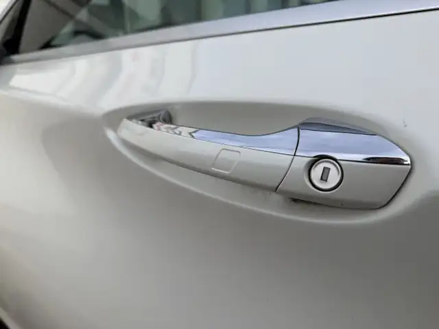 2018 Infiniti QX30 | Clean Carfax | All Wheel Drive | - Photo 9