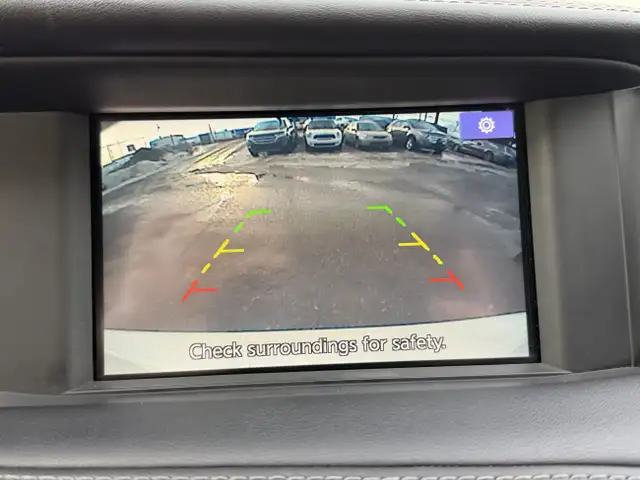 2018 Infiniti QX30 | Clean Carfax | All Wheel Drive | - Photo 15