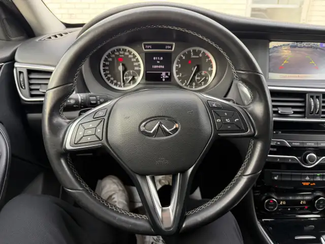 2018 Infiniti QX30 | Clean Carfax | All Wheel Drive | - Photo 16