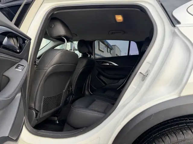 2018 Infiniti QX30 | Clean Carfax | All Wheel Drive | - Photo 19