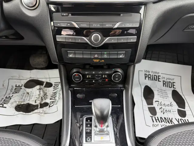 2018 Infiniti QX30 | Clean Carfax | All Wheel Drive | - Photo 21