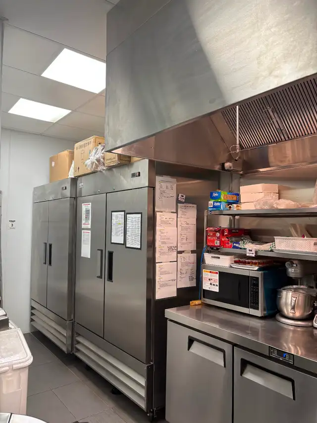 Bubble Tea  & Restaurant For Sale –Turnkey Business Full Kitchen - Photo 10