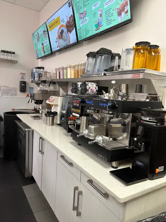 Bubble Tea  & Restaurant For Sale –Turnkey Business Full Kitchen - Photo 11