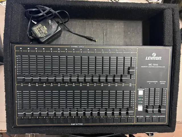Used NSI MC7016 1 x 32 / 2 x 16 Channel DMX Lighting Controller
