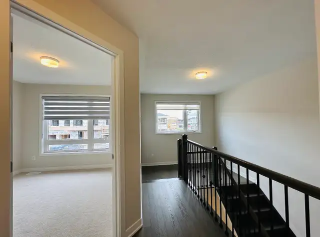 Barrhaven Stonebridge Fenwick Way 3-bedroom townhome for rent - Photo 5