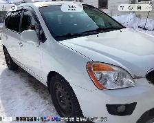 2012 KIA Rondo - Photo 2