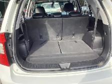 2012 KIA Rondo - Photo 8