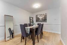 Updated 3-Bed Freehold Townhouse w/ Finished Basement Barrhaven - Photo 3