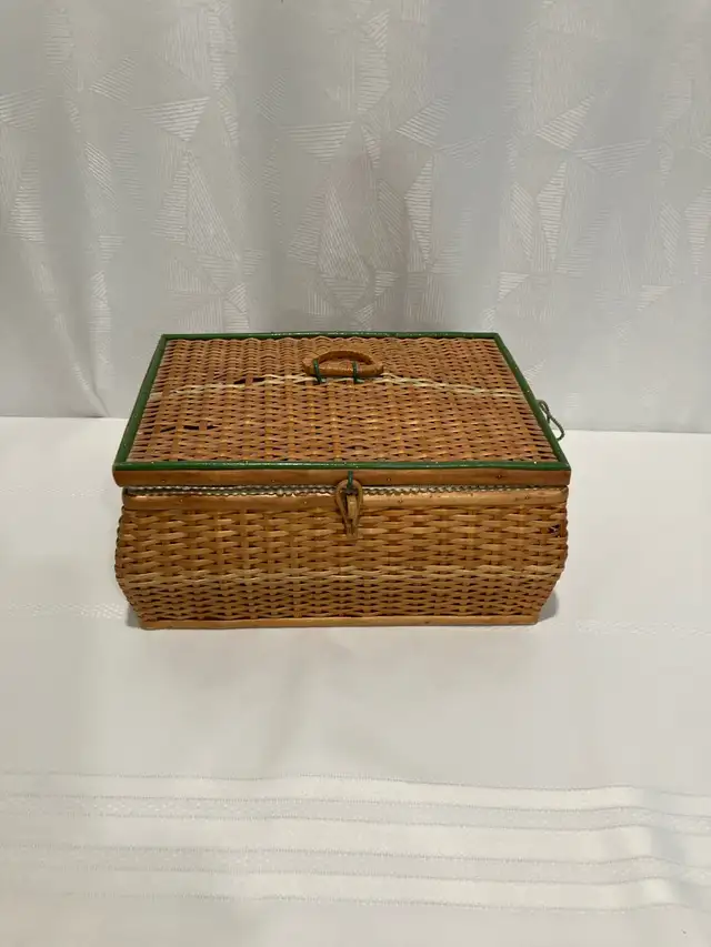Vintage 70s Sewing Basket