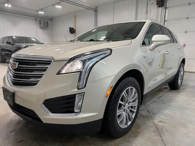2017 CADILLAC XT5 LUXURY AWD CLEAN TITLE SAFETIED - Photo 3