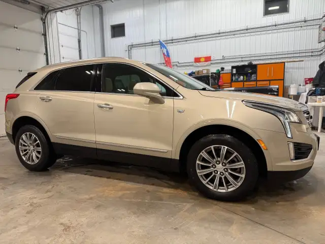 2017 CADILLAC XT5 LUXURY AWD CLEAN TITLE SAFETIED - Photo 12